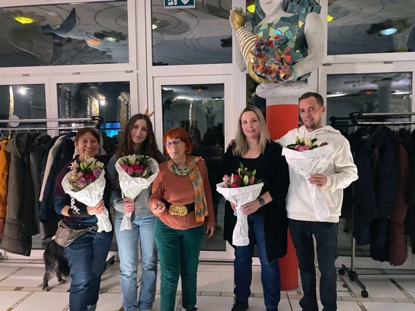 Neujahrsessen im Wassergartensaal des Bruno Weber Parks