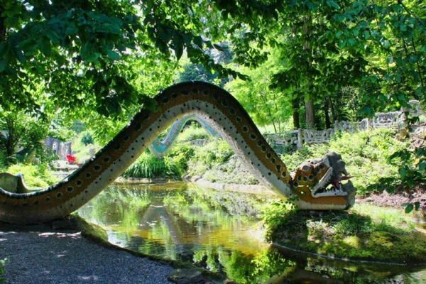 Die Schlangenbrücke